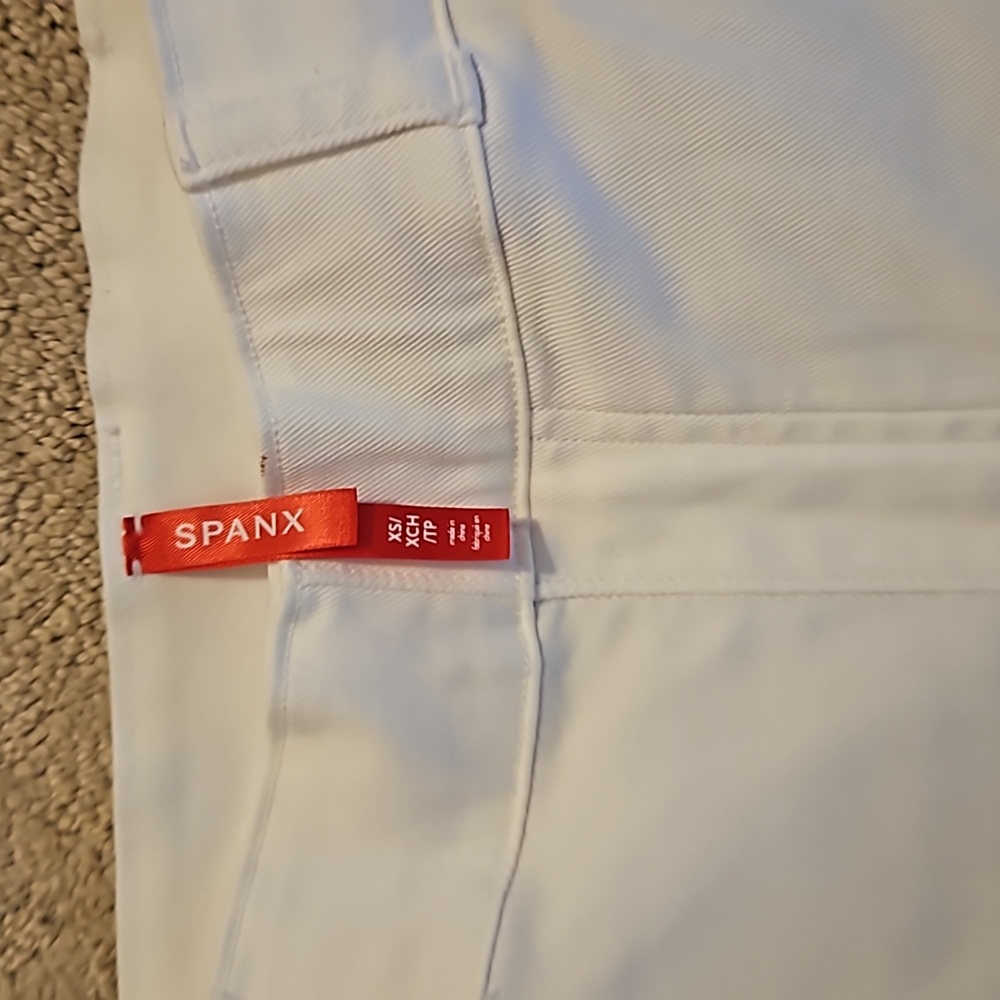 SPANX WHITE PANTS